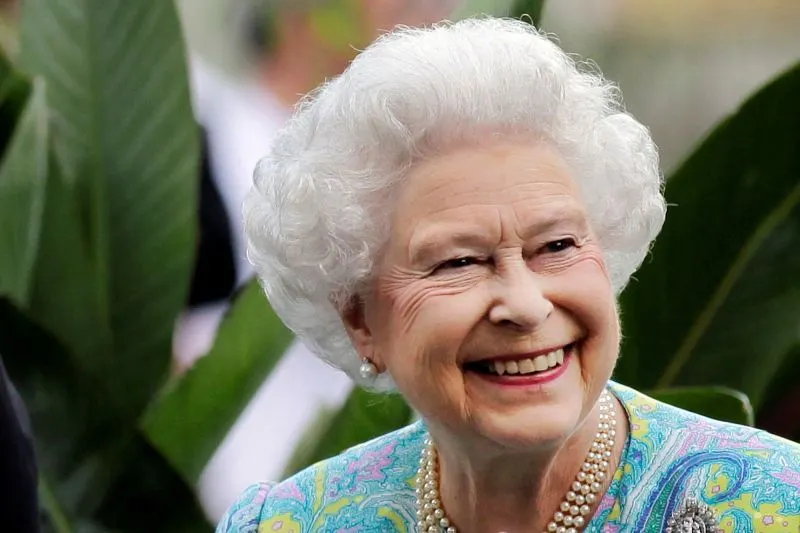 Ratu Elizabeth II Meninggal, Ini Foto Terakhirnya yang Terlihat Kurus dan Tangannya Tampak Ungu