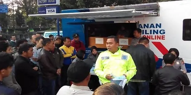 Ilustrasi Bus SIM Keliling. 