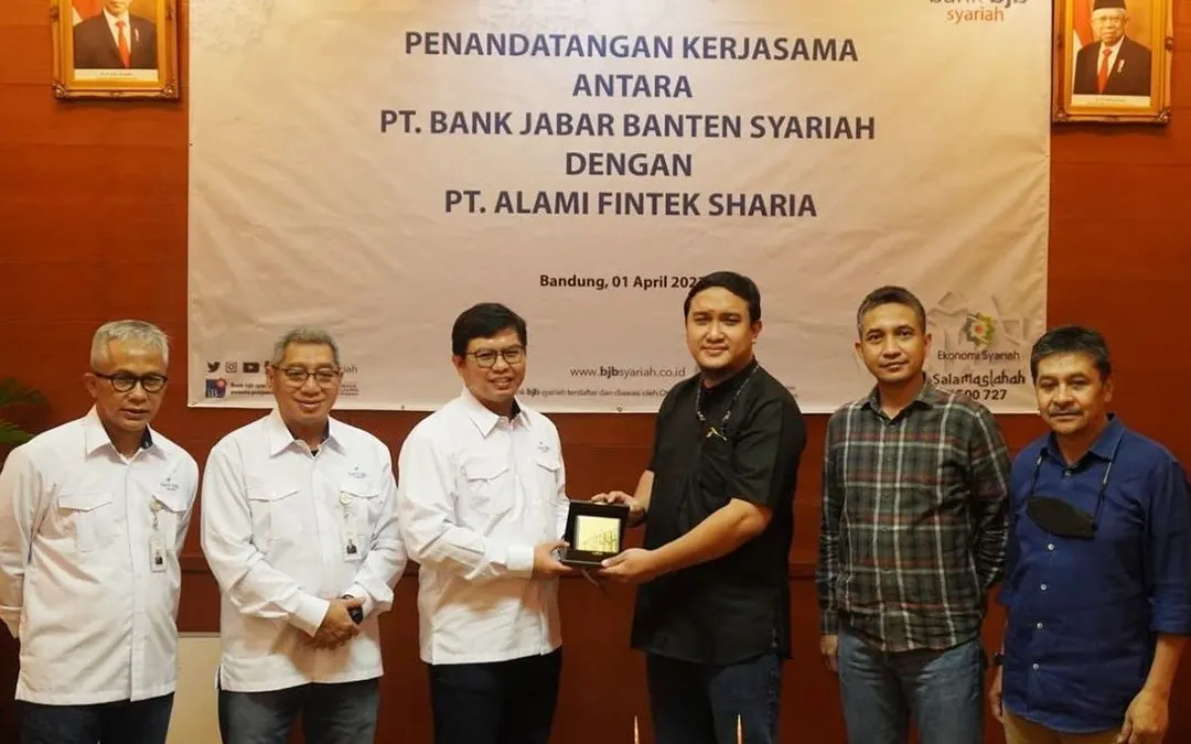 Penandatangan Kerjasama antara PT. Bank Jabar Banten Syariah (bank bjb syariah) dengan PT. Alami Fintek Sharia.