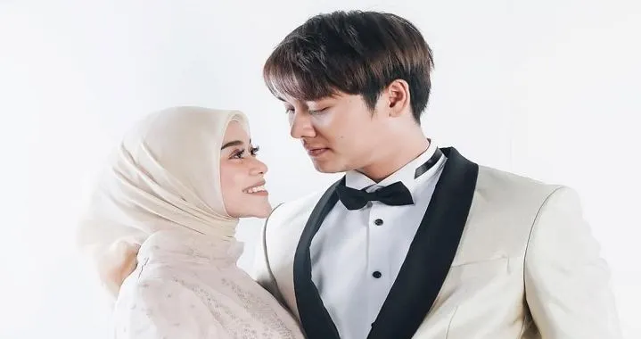 Rizky Billiar bersama Lesti Kejora