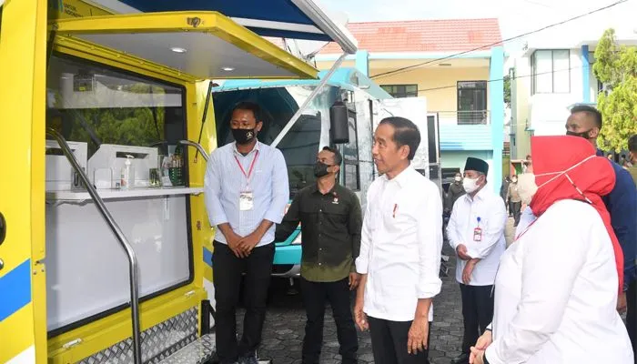 Presiden Jokowi Tinjau Layanan BTN Dalam Penyaluran BSU