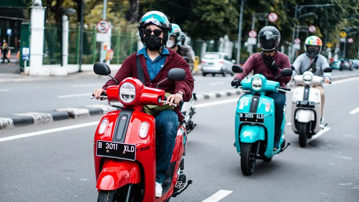 Yamaha DDS Jabodetabek menyediakan fasilitas test ride keliling Yamaha Fazzio Hybrid &ndash; Connected oleh Fazzio Brodie dan Fazzio Bestie. (dok. Yamaha)