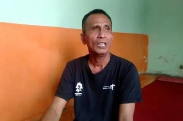 Ayah Mendiang Brigadir J, Samuel Hutabarat.