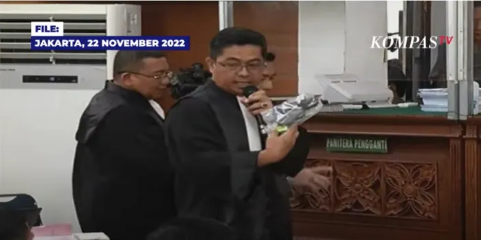 Kejujuran Adzan Romer Saat Diperlihatkan Pistol HS yang Dibawa Ferdy Sambo Tuai Komentar Netizen: Ya Allah...