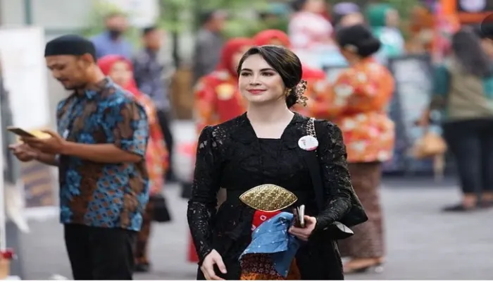Penampilan Anggun Arumi Bachsin/ instagram @arumibachsin_94