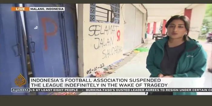 Reporter Al Jazeera Jessica Washington meliput langsung dari Stadion Kanjuruhan /Twitter @jesWashington