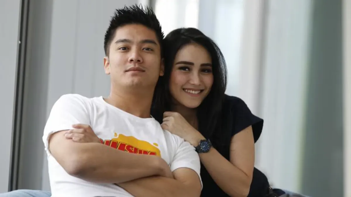 Terpopuler! Bukan Boy William, Sosok Inilah yang Akan Nikahi Ayu Ting Ting Menurut Ramalan Denny Darko