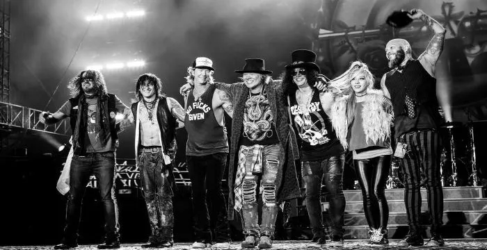 Makna dan Kisah Menarik Lagu November Rain Guns N Roses, Dalam Banget! 