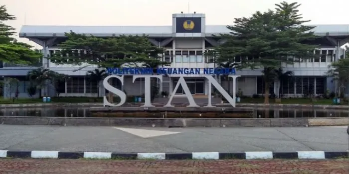 8 Sekolah Kedinasan Ini Lulusannya Langsung Diangkat Menjadi PNS, Simak Daftar Lengkapnya di Sini!