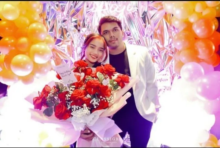 Romantis! Unggah Foto Pasang Cincin dengan Caption Will You, Thariq Halilintar Resmi Lamar Fuji Utami?