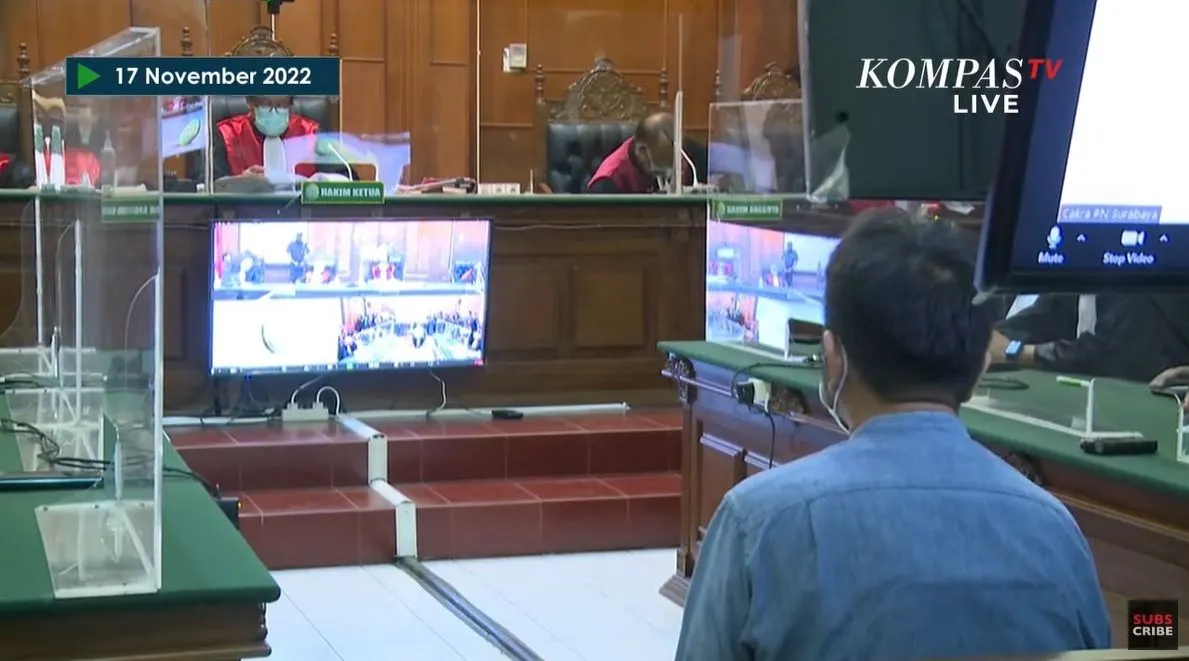 Sidang pembacaan vonis terhadap Mas Bechi, terdakwa kasus pemerkosaan santriwati, pada 17 November 2022