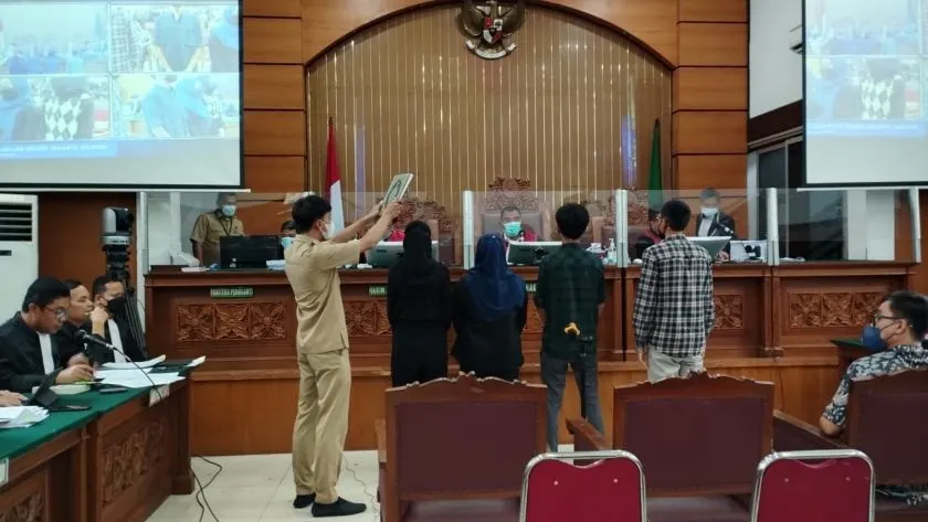 Sidang Gabungan Bharada E: JPU Soroti Raut Wajah Putri CandrawatHi Saat Jalani PCR, Sedih atau Gembira?