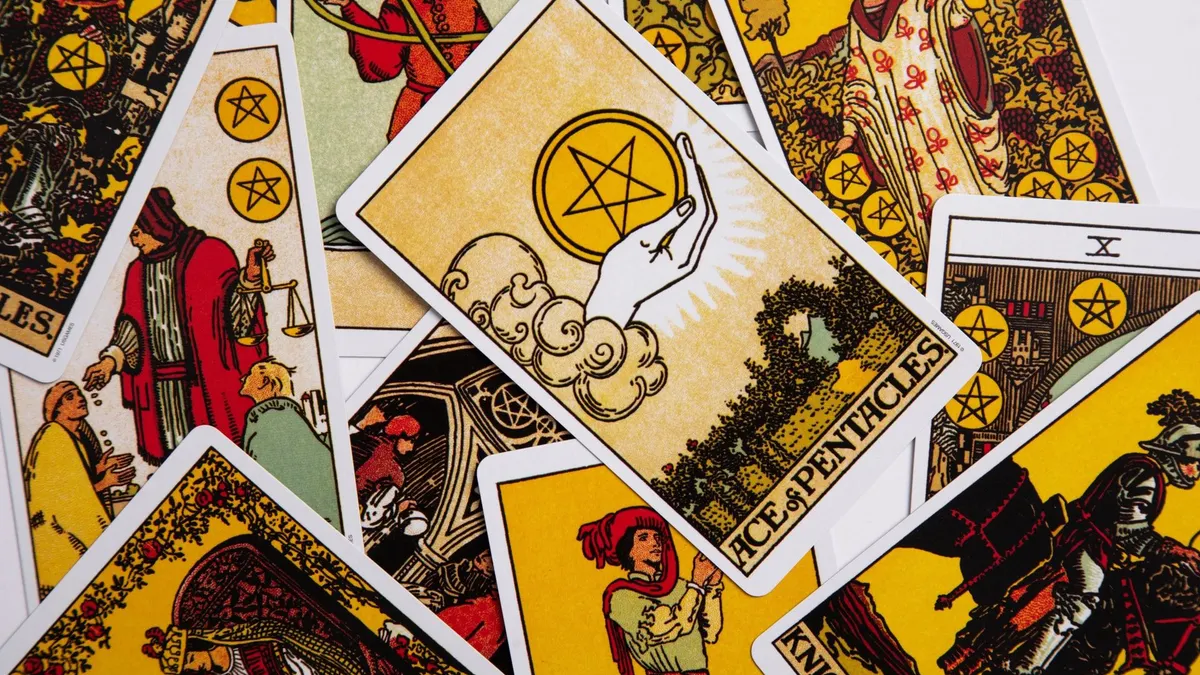 Ramalan Tarot Zodiak Hari Ini, 31 Juli 2022 Untuk Cancer, Leo, Virgo, Libra, dan Scorpio