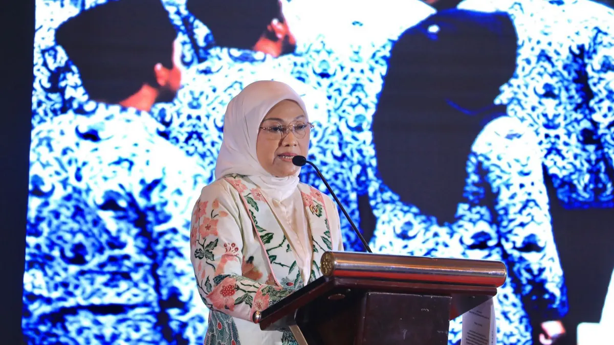 Menaker Ida Fauziyah. 