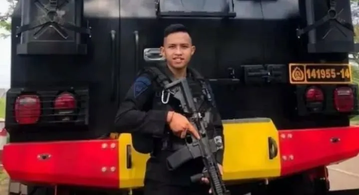 Trofi untuk Bhayangkara Dua Eliezer yang Berani Ikhlas Berbakti untuk Negeri, Cermin Anggota Brimob Sejati