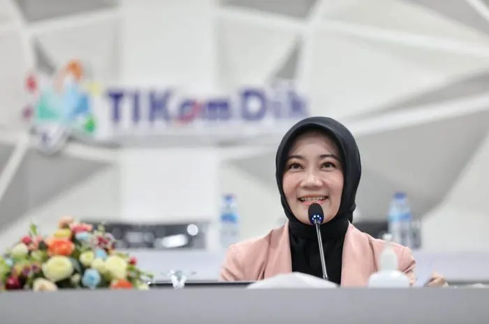 Respons Atalia Kamil Soal Usulan Poligami Sebagai Solusi HIV/AIDS di Jabar