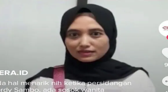 Bikin Heboh di Persidangan, Ini Klarifikasi Wanita yang Mengaku Penggemar Ferdy Sambo