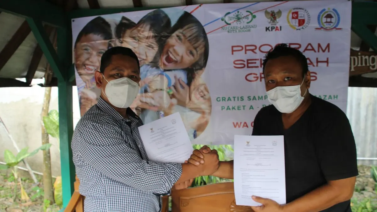 KPAID Kota Bogor bersama PKBM Bakti Nusa Bogor saat melakukan penandatanganan nota kesepahaman bersama