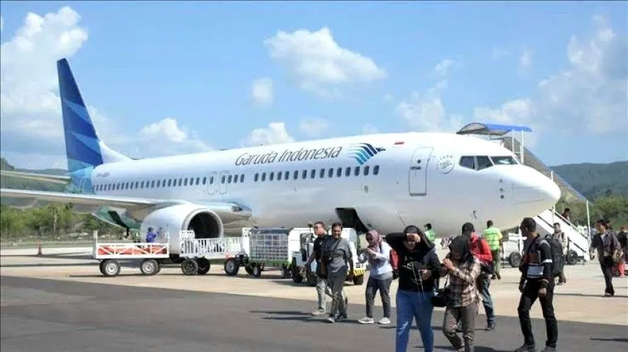 Pelaku perjalanan menggunakan pesawat terbang kini wajib vaksinasi booster.
