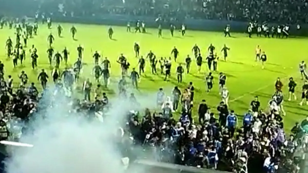 Kesaksian Penjual Es Dawet Stadion Saat Tragedi Kanjuruhan, Ungkap Gas Air Mata Bukan Faktor Satu-satunya!