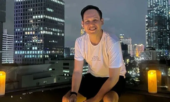 Artis inisial R yang belakangan menjadi sorotan dibongkar sosoknya oleh Boy San secara blak-blakan.