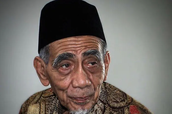 Tips Hadapi Kesusahan dengan Meneladani Kisah Nabi Ayyub AS, Kata Mbah Moen Ini yang Perlu Dilakukan!