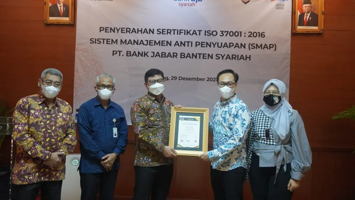 bjb syariah Terima Sertifikat ISO 37001:2016 Sistem Manajemen Anti Penyuap