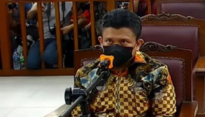 Terdakwa Ferdy Sambo di ruang sidang.