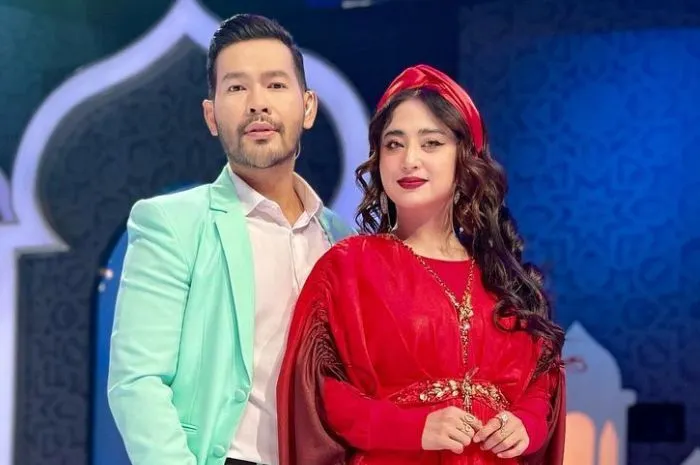 Hubungannya dengan Dewi Perssik Makin Dekat, Rian Ibram: yang Penting Nyaman