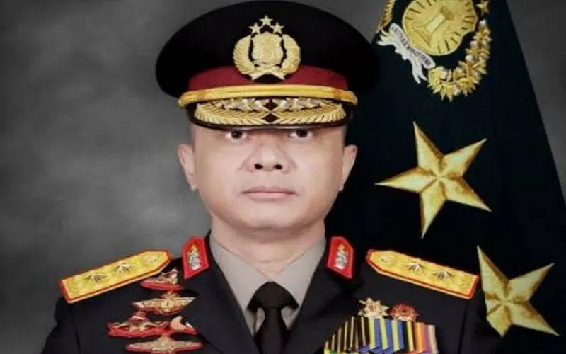 Irjen Teddy Minahasa diduga terkait dengan kasus jaringan peredaran gelap narkoba jenis sabu