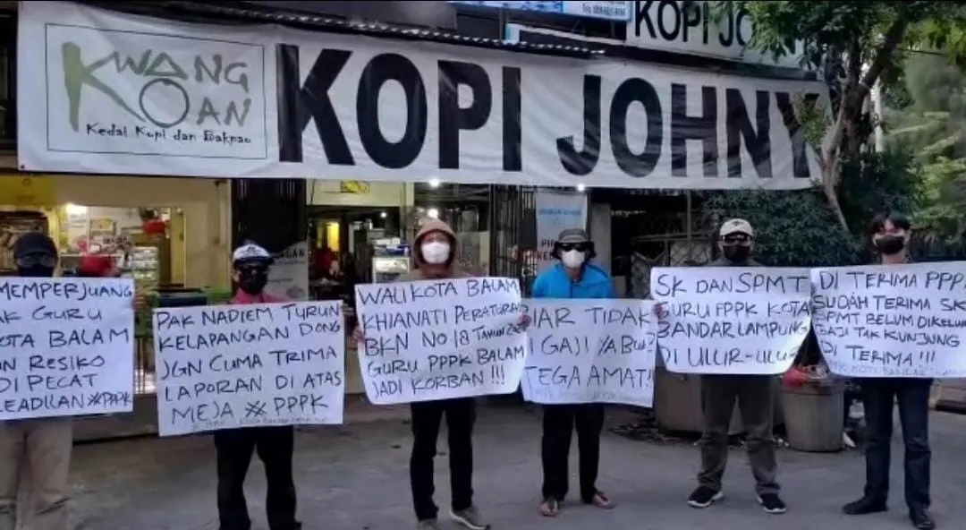Kronologi Rombongan Guru Honorer Asal Lampung Mengadu ke Pengacara Hotman Paris, Ngaku Belum Dapat SPMT