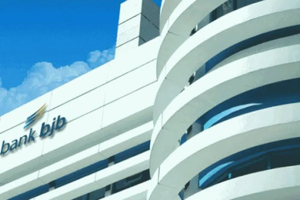 Fitch Naikkan Rating Nasional Jangka Panjang bank bjb Menjadi AA-(Idn) dengan Outlook Stabil