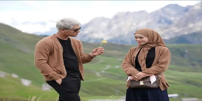 Rizky Billar Kaya Mendadak dan Bergaya Hedon Setelah Kenal Lesti, Warganet: Gimana Gak Dicap Numpang Hidup?