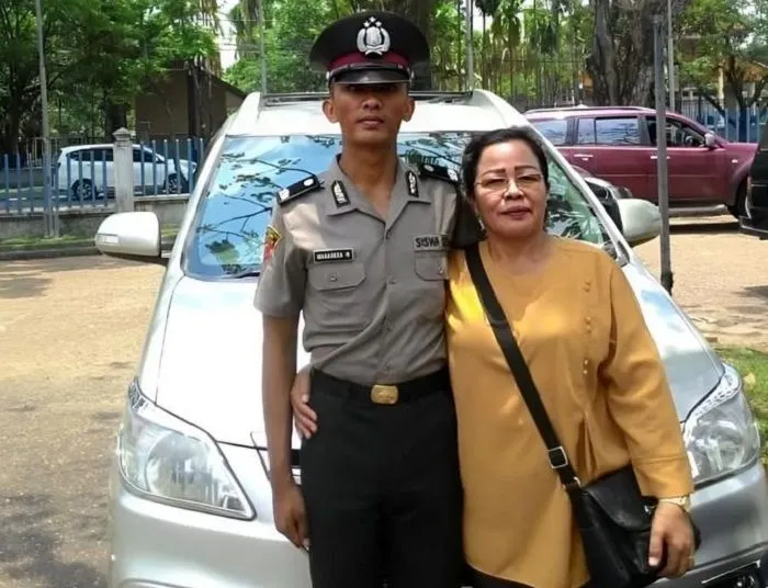 Meski Terhalang Banyak Rintang, Reza Hutabarat Tak Menyerah Dalam Mencari Keadilan untuk Brigadir Joshua, Sang Abang Tersayang. 
