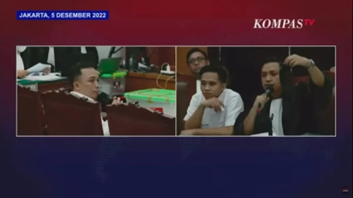 Ronny Talapessy Mencuri Hati Warganet Indonesia saat di Persidangan: Ini Baru Pengacara Top!!