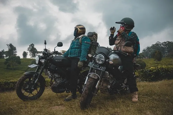 BBQ Mountain Boys membagikan cerita mengenai perjalanan dan petualangan outdoor mereka memakai Yamaha XSR 155 menjelajah keindahan alam.