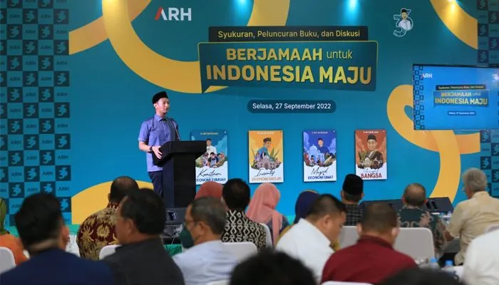 Milad ke 36 Tahun, Arief Rosyid Luncukan 4 Buku untuk Ajak Majukan Ekonomi Syariah Secara Berjamaah