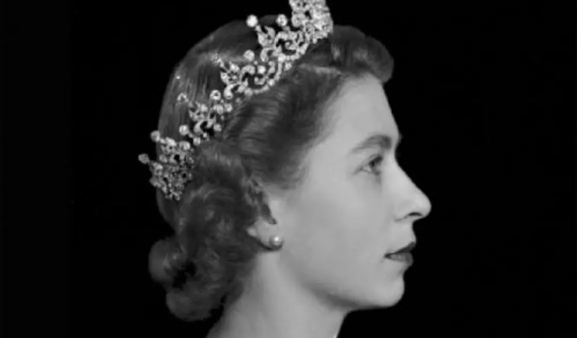 Ratu Elizabeth II 