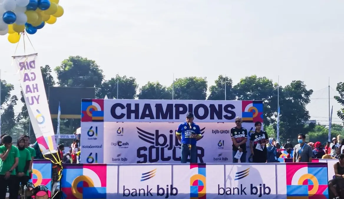 Pembinaan atlet sepakbola melalui bjb Soccer Festival.