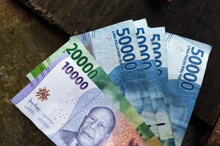 7 Macam Bantuan Sosial Tambahan yang akan Cair Bulan ini,