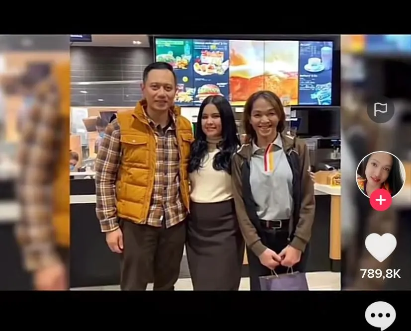 Bunda Corla didatangi oleh pasangan suami istri yakni Annisa Pohan dan AHY,