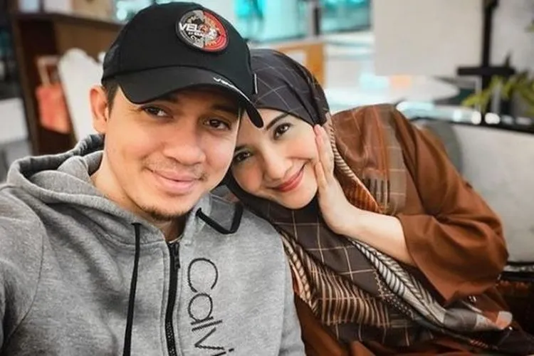 Irwansyah dan Zaskia Sungkar (Instagram)