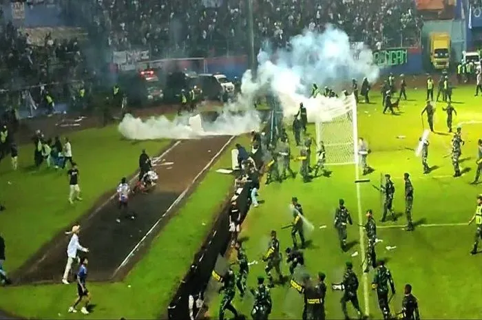 Tragis! Penyebab 172 Orang Meninggal dalam Kerusuhan Suporter Arema vs Persebaya di Stadion Kanjuruhan