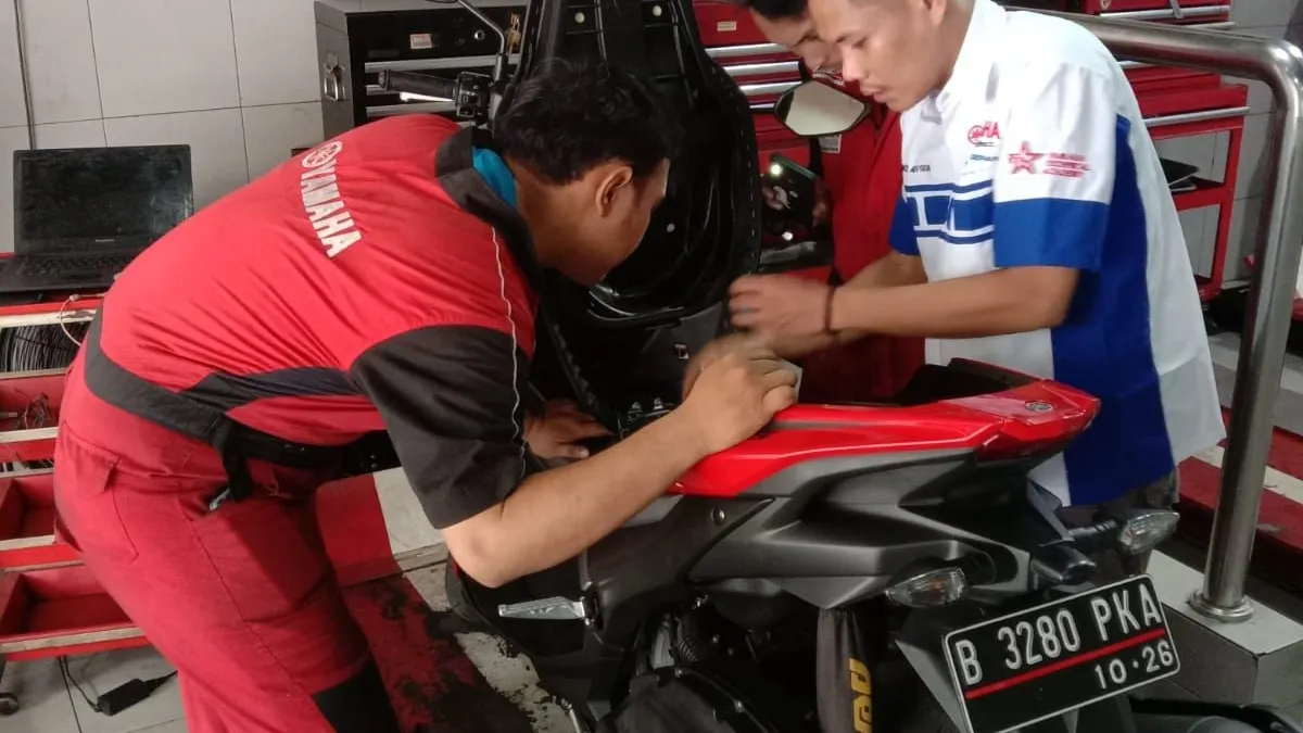 6 Tips Mudah Merawat Motor Matic di Rumah