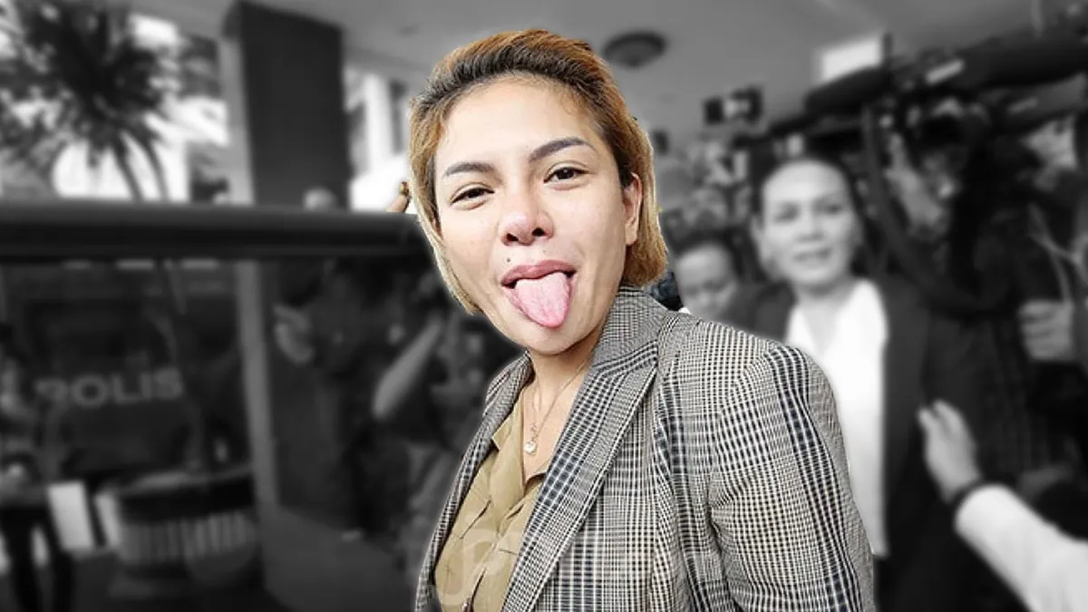 Viral ! Nikita Mirzani Mengamuk Menolak Ditahan di Kejari Serang