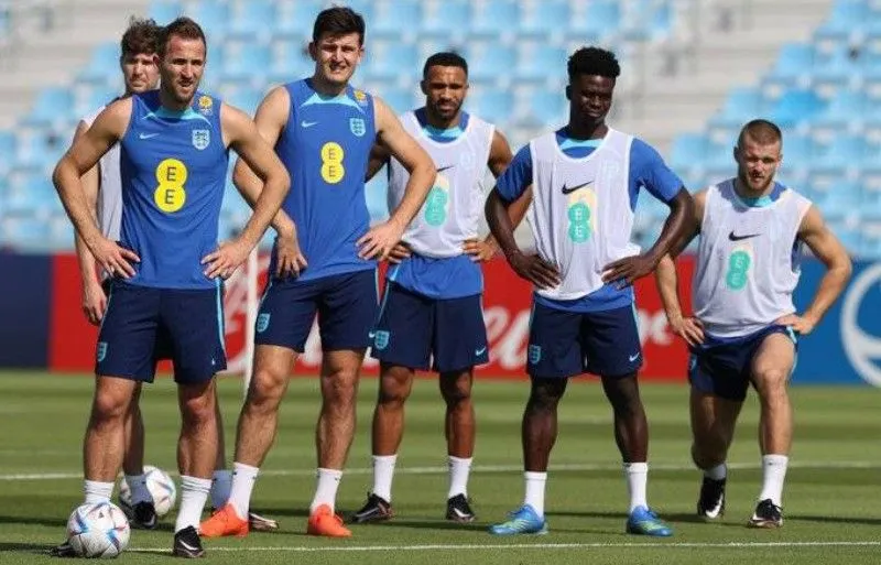 Timnas Inggris Tampak Kesulitan Menghadapi Cuaca Ekstrim di Qatar!!