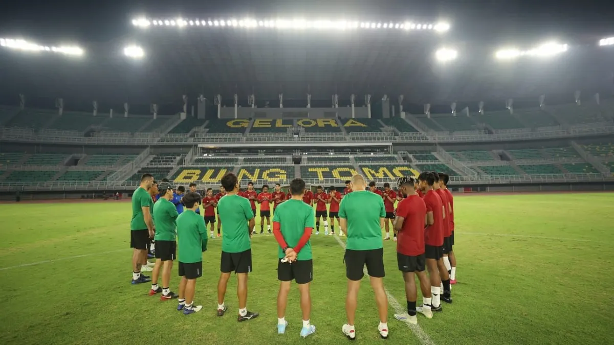 Timnas U-20 melakukan pemusatan latihan di Gelora Bung Tomo, Surabaya.