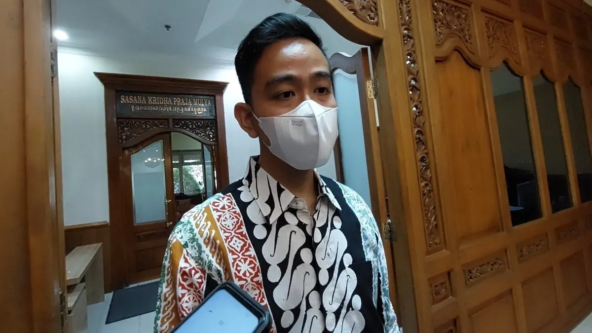 Keaslian Dokumen Ijazah Presiden Jokowi Dipertanyakan, Gibran Enggan Ambil Pusing Tanggapi Isu Tersebut