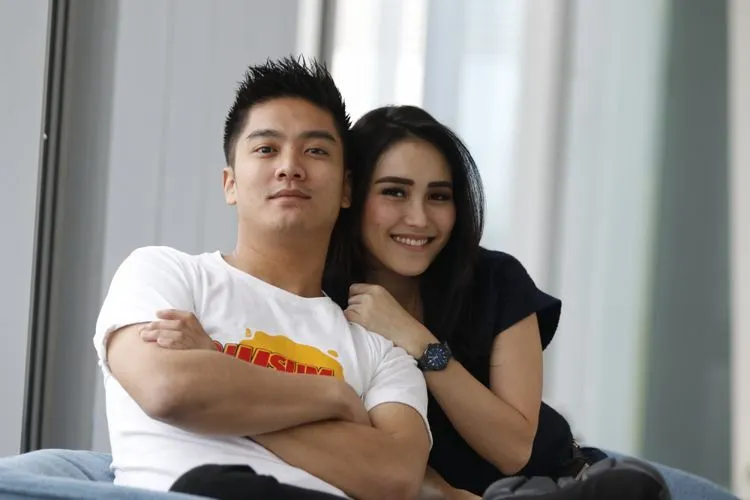Boy William Siap Jadi Pasangan Ayu Ting Ting, Syaratnya Harus Mualaf!