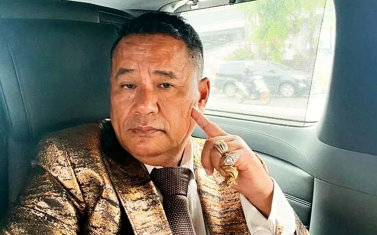 Hotman Paris sindir peran Hotma Sitompul sebagai pengacara Rizky Billar.